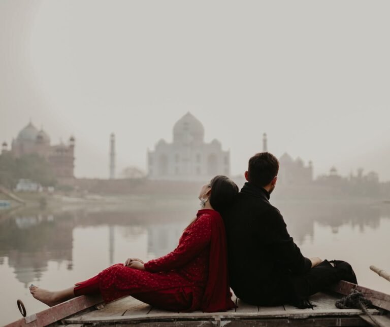 2 Days Agra Taj Mahal Overnight Tour Package | Fine India Tours