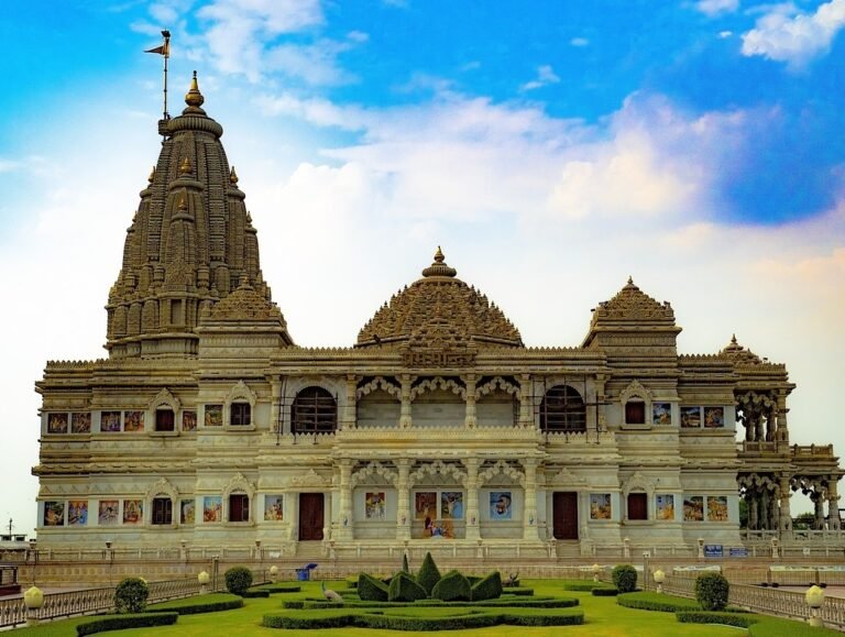 One Day Mathura Vrindavan Tour from Delhi | Fine India Tours